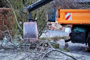 Bir traktör kamyonu, araç görüntüsü