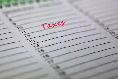 Renkli bir notun bir konsept resmi, kopyalama alanı ile