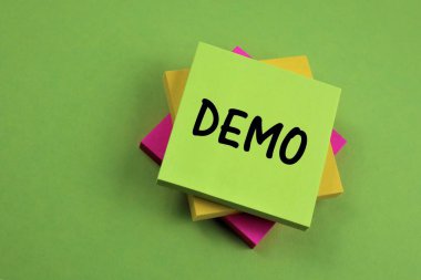 Kopya alanı olan bir Blok zincir logosunun konsept görüntüsü