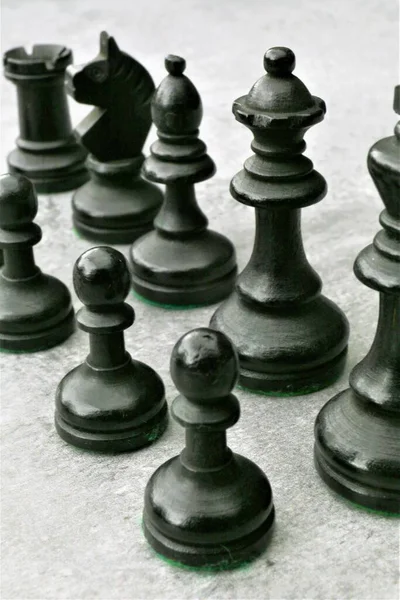 Schachfiguren Auf Einem Schachbrett — Stockfoto
