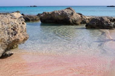 Pembe kum, Crete ile ünlü Elafonissi beach