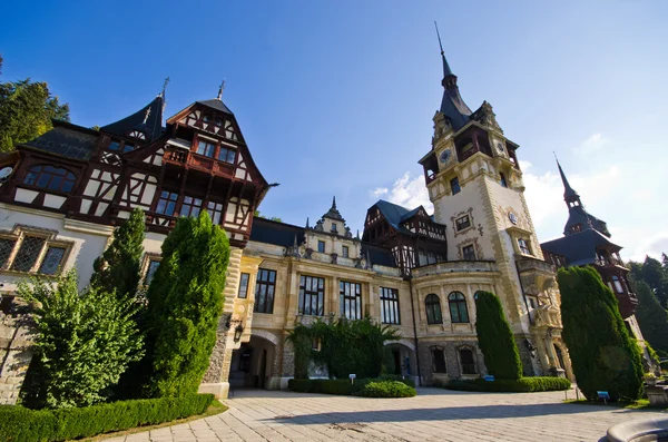 Schloss Peles in Rumänien — Stockfoto