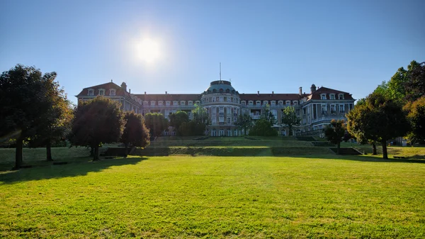 Altes sanatorium in szczawno zdroj, polen — Stockfoto