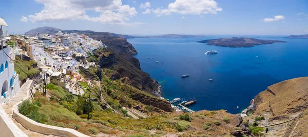 Panorama de Thira en la isla de Santorini, Grecia — Foto de Stock