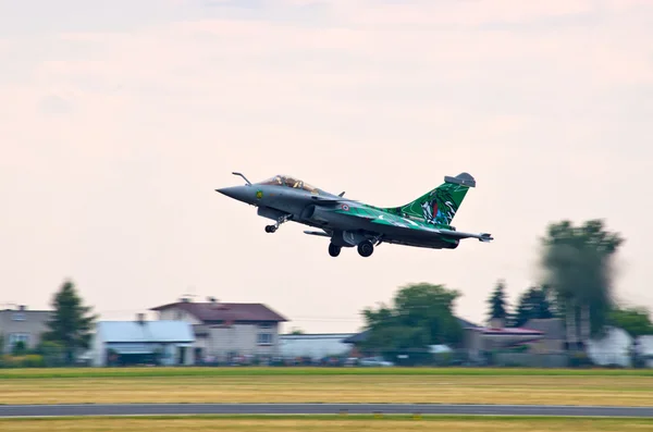 Combattente francese Dassault Rafale su Radom Airshow, Polonia — Foto Stock