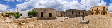 Yunanistan Crete adada antik Aptera kalıntıları