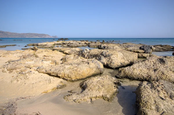 Каменистый пляж на острове Крит, Греция — стоковое фото