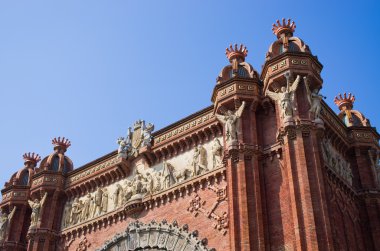 Kırmızı zafer takı barcelona, İspanya