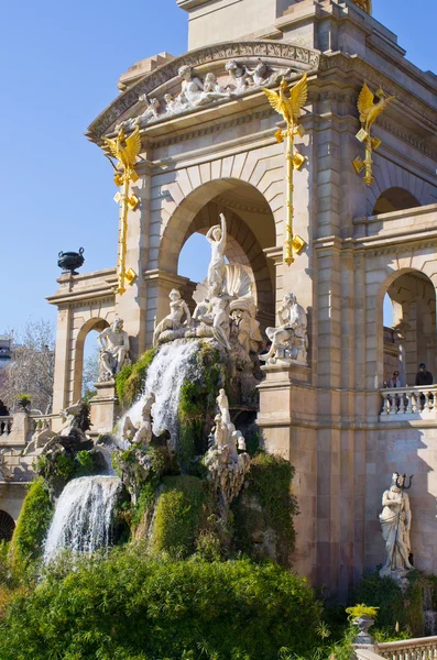 Beroemde fontein in Barcelona - Spanje — Stockfoto