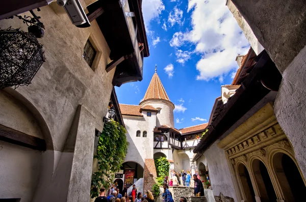 Courtyard of "Dracula" castle — Stock Photo, Image