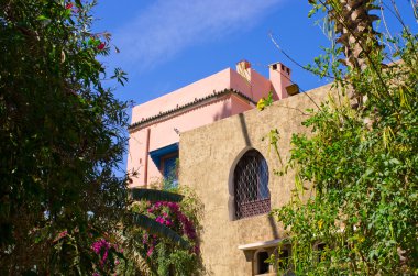 Fas riad duvarları