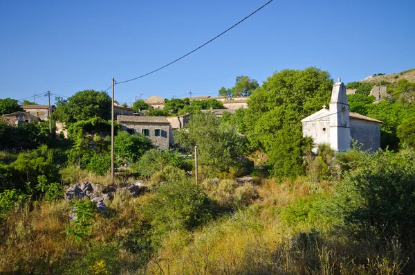 Perithia - verlaten oudste dorp op Corfu, Griekenland — Stockfoto