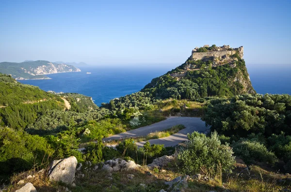 Ruïnes van Angelokastro fortress - eiland Corfu, Griekenland — Stockfoto