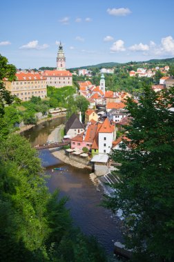 Cesky Krumlov dikey sahne - kale ve nehir
