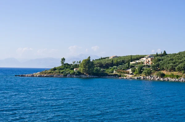 Baía de Kassiopi na ilha de Corfu - Grécia — Fotografia de Stock