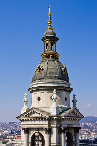 Tower of st. Stephen Basilica in Budapest, Magyarország — Stock Fotó