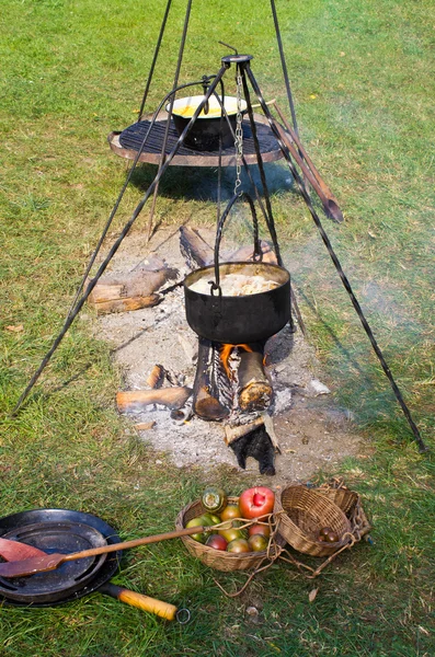 Cauldron over the fire — Stock Photo, Image