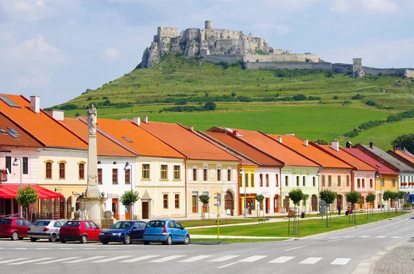 Шписский замок и город Спишске-Подградье, Словакия — стоковое фото