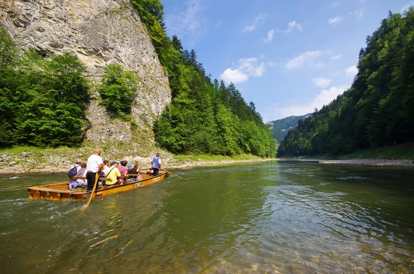 Rafting no rio Dunajec, Polônia — Fotografia de Stock