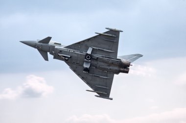Eurofighter Typhoon üzerinde sky