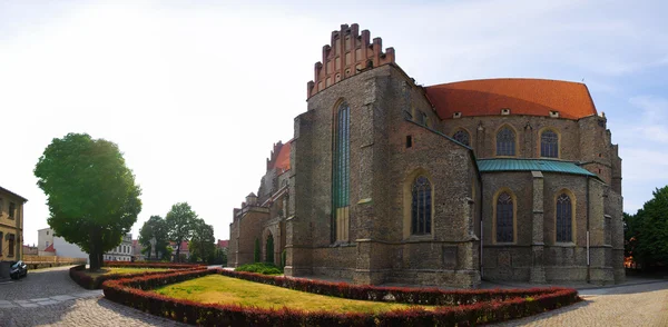 Basilica of the Holy Apostles Peter and Paul, Poland — Stock Photo, Image