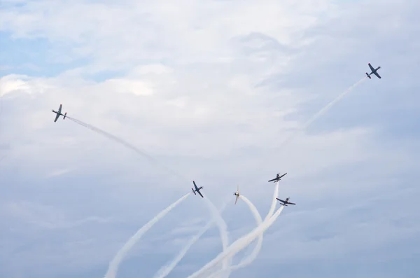 Wystawa polskiego zespołu "Orlik" w Radomiu Airshow, Polska — Zdjęcie stockowe