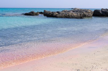 Pembe kum, Crete ile ünlü Elafonissi beach