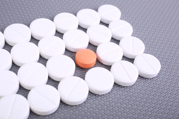 Pillola rossa e bianca capsule pile — Foto Stock