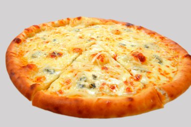 Beyaz üzerine izole edilmiş farklı pizza kolajı