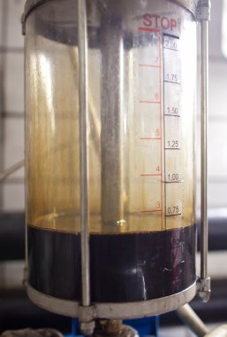 Motor yağı değiştirmek için kapasite