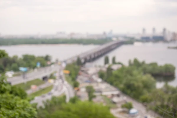 Defokussierter Blick auf die Brücke über den Dnjepr — Stockfoto