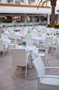 Yaz Café tablolar
