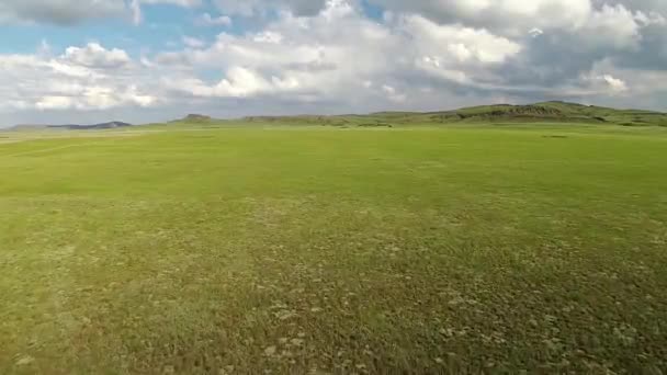 Luftaufnahme in der Steppe Kasachstans. Luftbildaufnahmen — Stockvideo