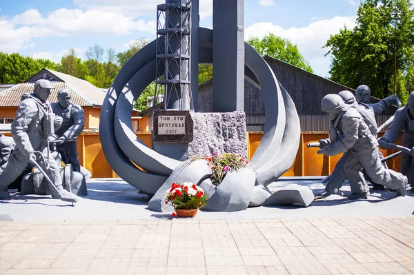 Monument Aux Pompiers Dans Zone Exclusion Tchernobyl — Photo