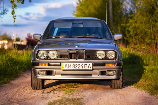 Kyiv Ukraine Mayıs 2020 Eski Bir Alman Ender Bulunan Bmw — Stok fotoğraf