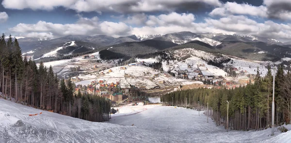 Bella vista sulle montagne dei Carpazi, Ucraina — Foto Stock