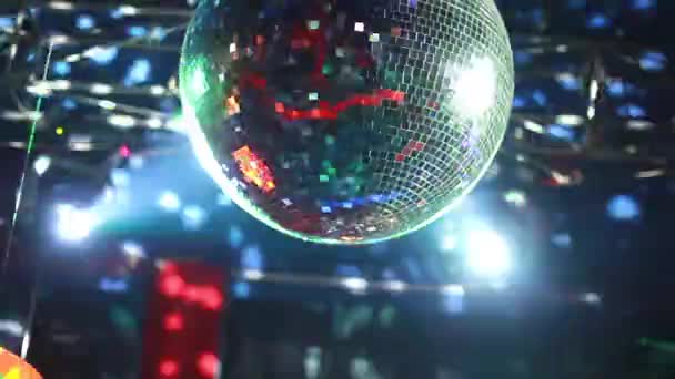 Mirror ball rolling in the night club — Stock Video