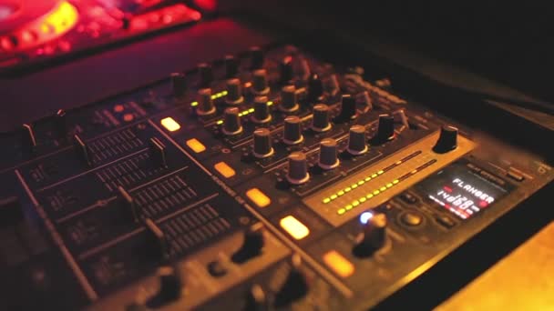 Mixing console at the night club — Stock Video