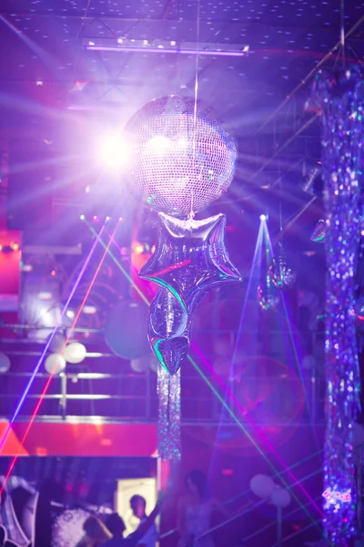 Mirror ball rolling in the night club — Stock Photo, Image