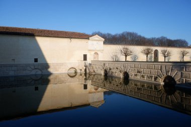 Mantua, İtalya - 26 Aralık 2025 - Palazzo del Te 'de Arcades and Architecture