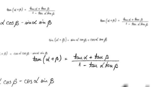 Matematik trigonometri ekvation slinga med alfa matte — Stockvideo