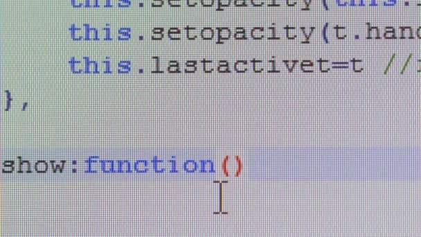 데스크탑 pc 모니터에 작성 하는 컴퓨터 코드의 클로즈업 — 비디오