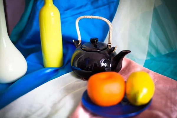 Still-life with bright colored dishes — Stock Photo, Image