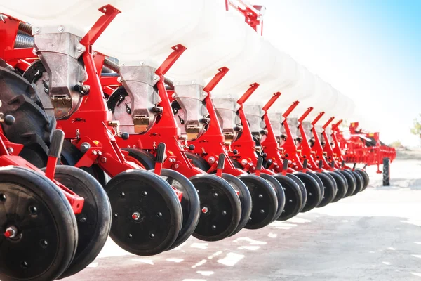 A nova semeadora agrícola industrial — Fotografia de Stock