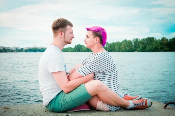 Close up of a young couple hugging — Stock Photo, Image