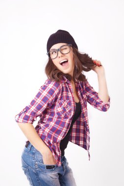 Bere şapka ile şirin hipster genç kız