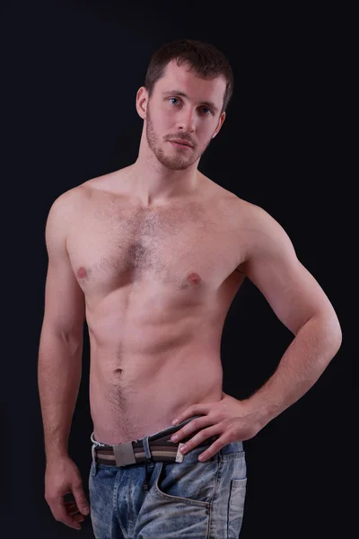 Portrét shirtless pohledný muž — Stock fotografie