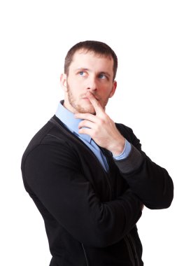 Çekici bir adam düşünceli çenesini ovuşturarak