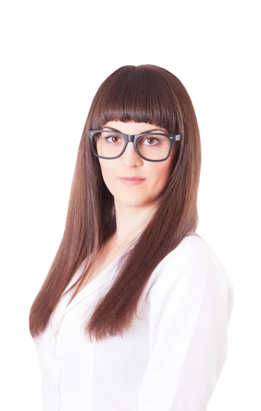 Жінка в білому лабораторному пальто і окулярах — стокове фото
