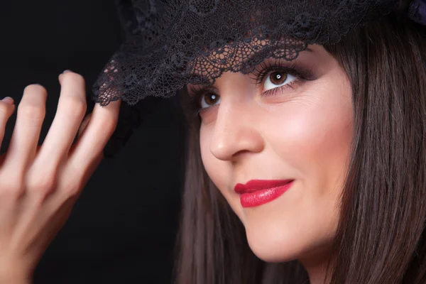 Close-up portrait of young beautiful woman — Stock Photo, Image